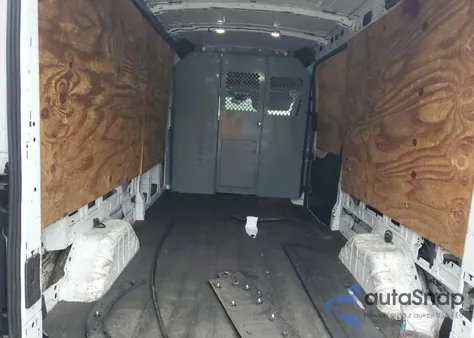 2019 Ford Transit T-150 z USA, uszkodzony, nr VIN 1FTYE2CM9KKA46982